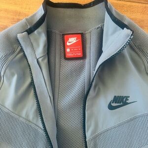 Nike Sportswear Tech Knit Men's Jacket - XS
